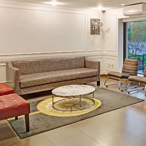 Ramada By Wyndham Staten Island Hotel New York